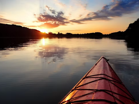 Kayaks, Jenner Inn